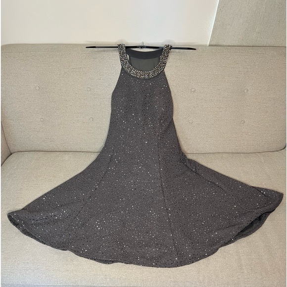 Formal ring neck Betsy and Adam dress - Picture 1 of 6